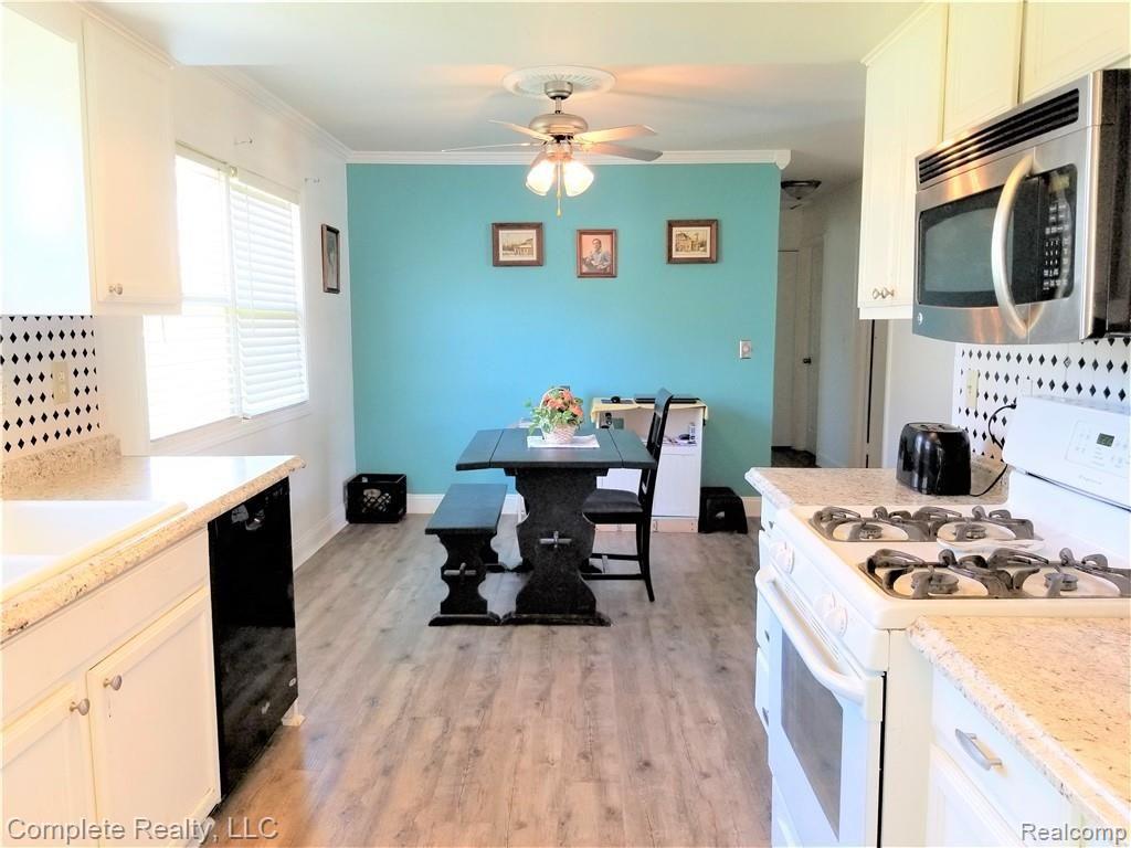 4338 North Genesee Road Flint, MI 48506 - Photo 9 of 21