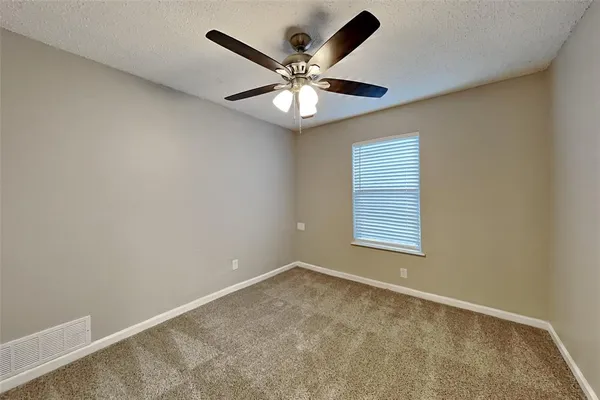 $1,975 | 5008 Santa Fe Court, Arlington, TX 76017