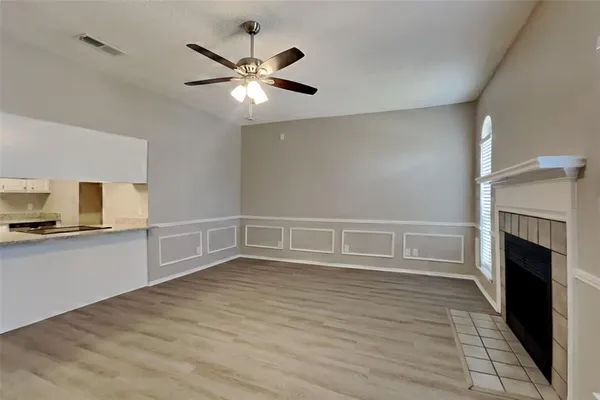 $1,975 | 5008 Santa Fe Court, Arlington, TX 76017