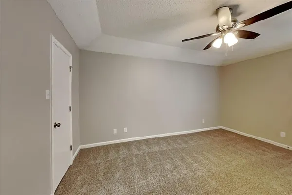 $1,975 | 5008 Santa Fe Court, Arlington, TX 76017