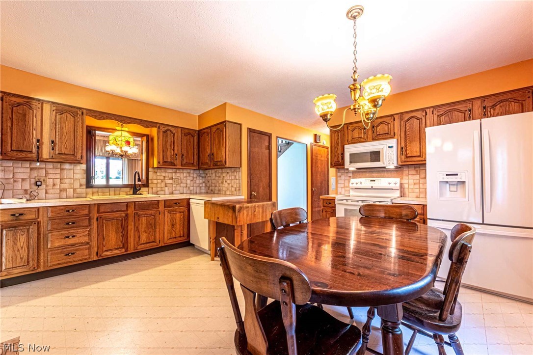 46680 Middle Ridge Road Amherst, OH 44001 - Photo 4 of 27 Gallery Image 4