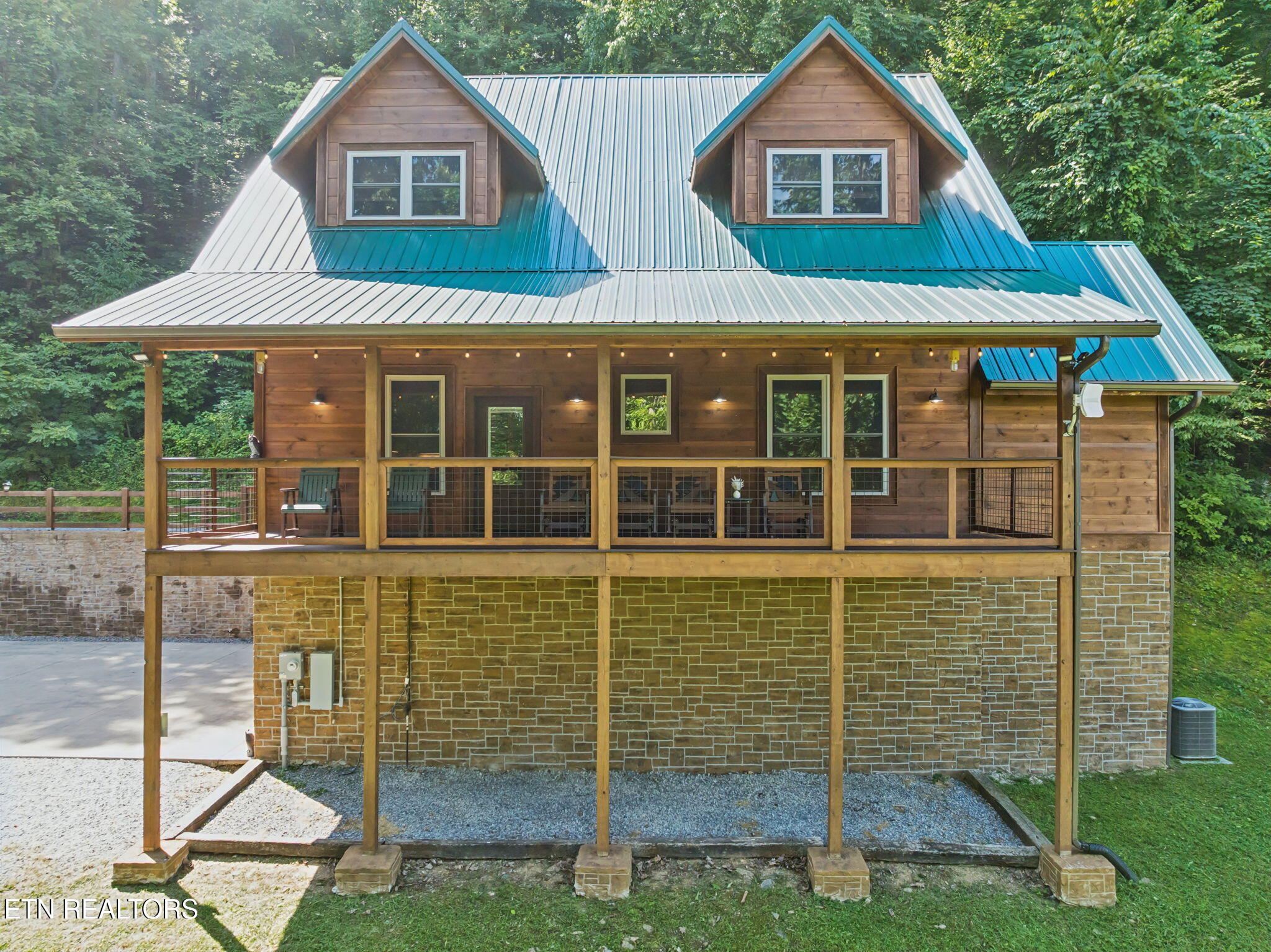 3119 Lexy Lane Sevierville, TN 37862 - Photo 2 of 59 Cabin