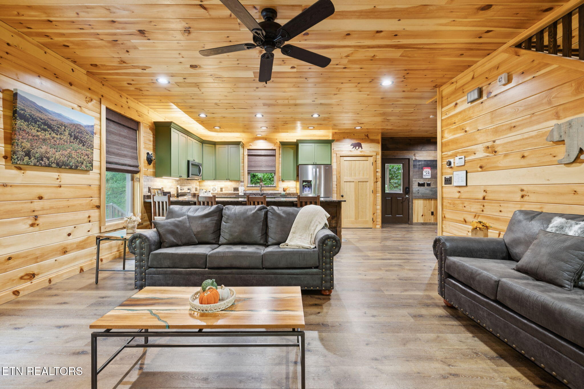 3119 Lexy Lane Sevierville, TN 37862 - Photo 28 of 59 Living Room