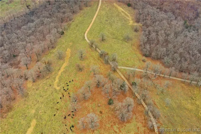 $618,000 | Three Three Creek Road, Preston, MO 65732