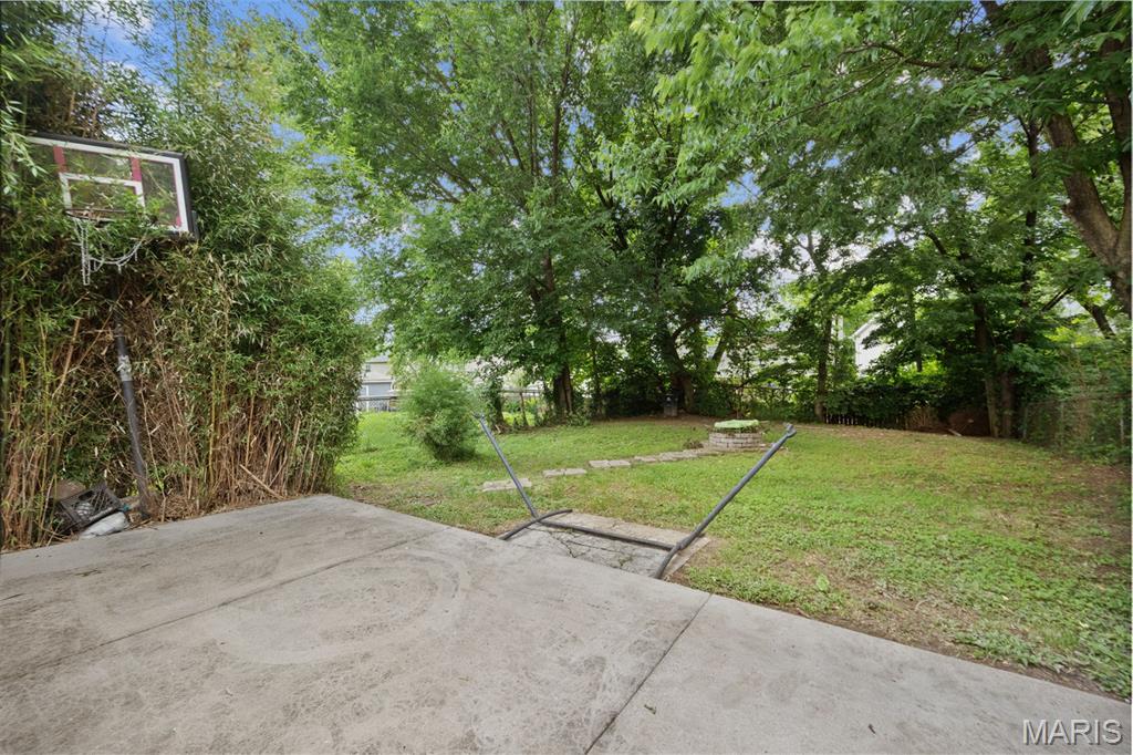 4932 Heege Road St. Louis, MO 63123 - Photo 31 of 37 Gallery Image 31