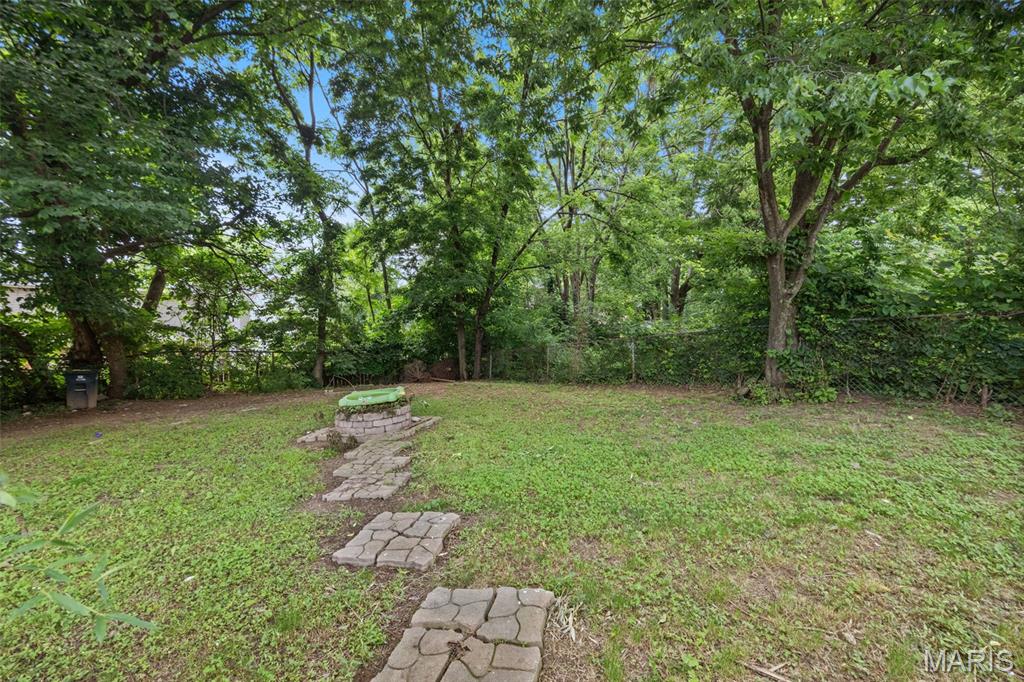 4932 Heege Road St. Louis, MO 63123 - Photo 35 of 37 Gallery Image 35