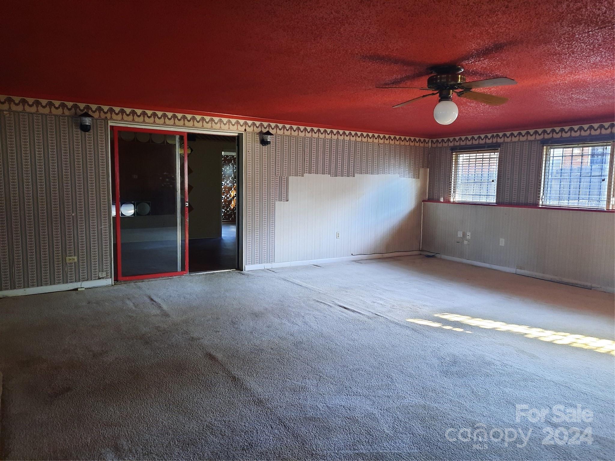 1108 Log Cabin Road Charlotte, NC 28213 - Photo 17 of 24 Gallery Image 17