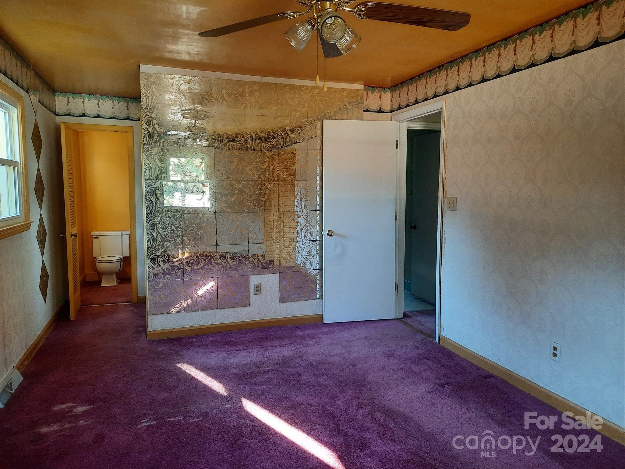 1108 Log Cabin Road Charlotte, NC 28213 - Photo 10 of 24 Gallery Image 10