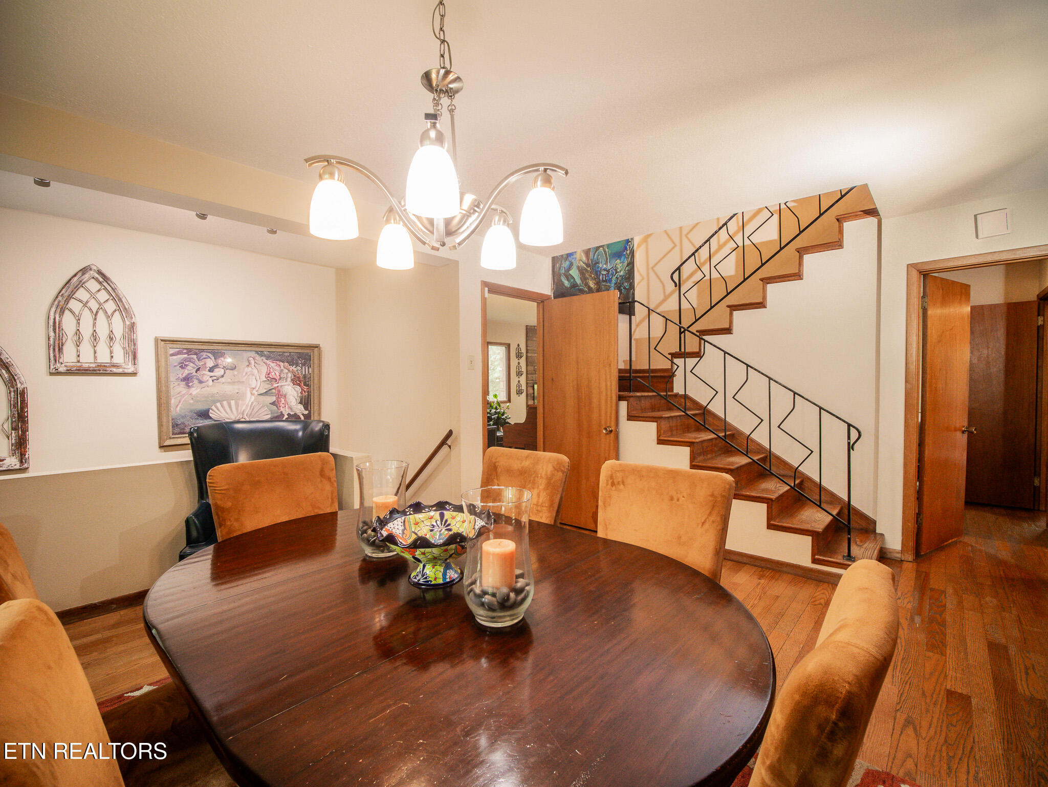 331 Louisiana Avenue Oak Ridge, TN 37830 - Photo 11 of 48 Formal Dining