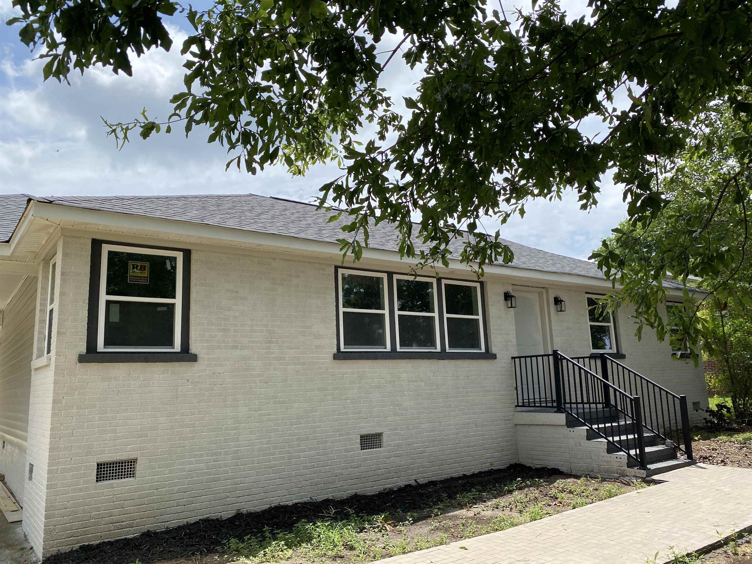 261 Cedar Springs Road Spartanburg, SC 29302 - Photo 1 of 23 Gallery Image 1