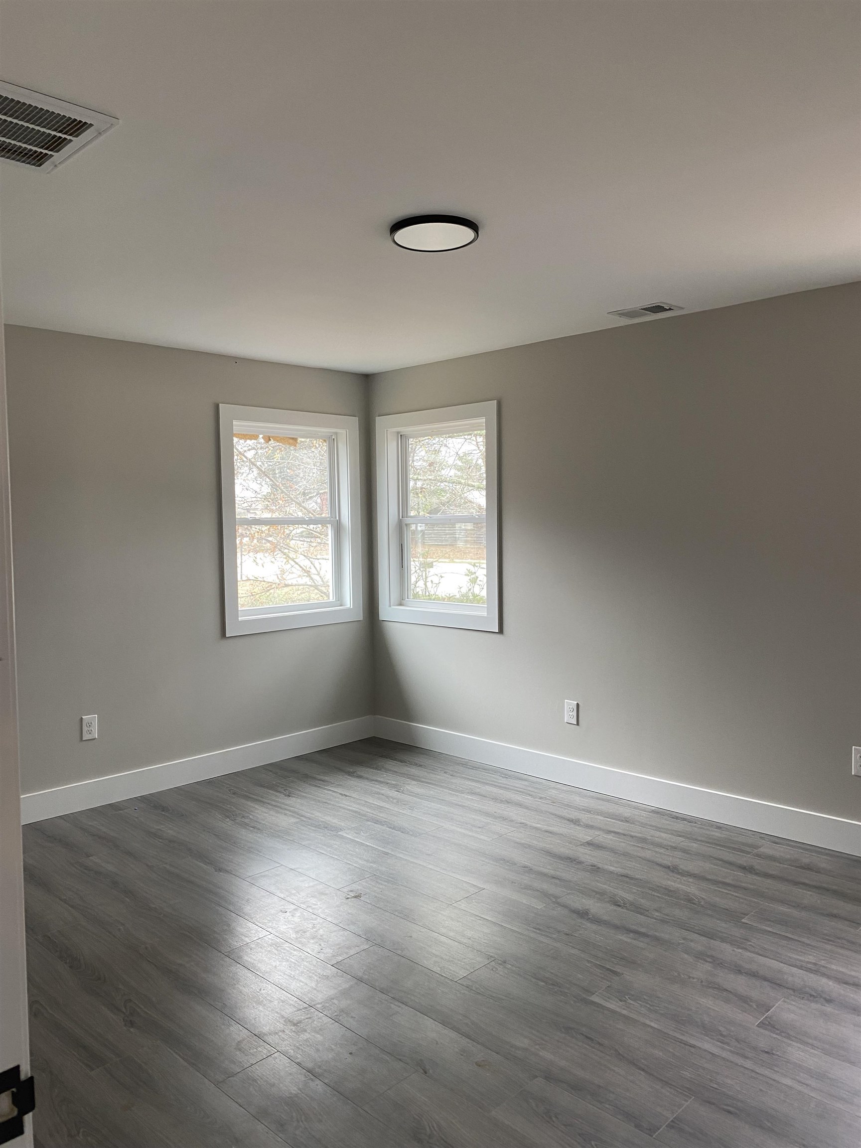 261 Cedar Springs Road Spartanburg, SC 29302 - Photo 19 of 23 Gallery Image 19