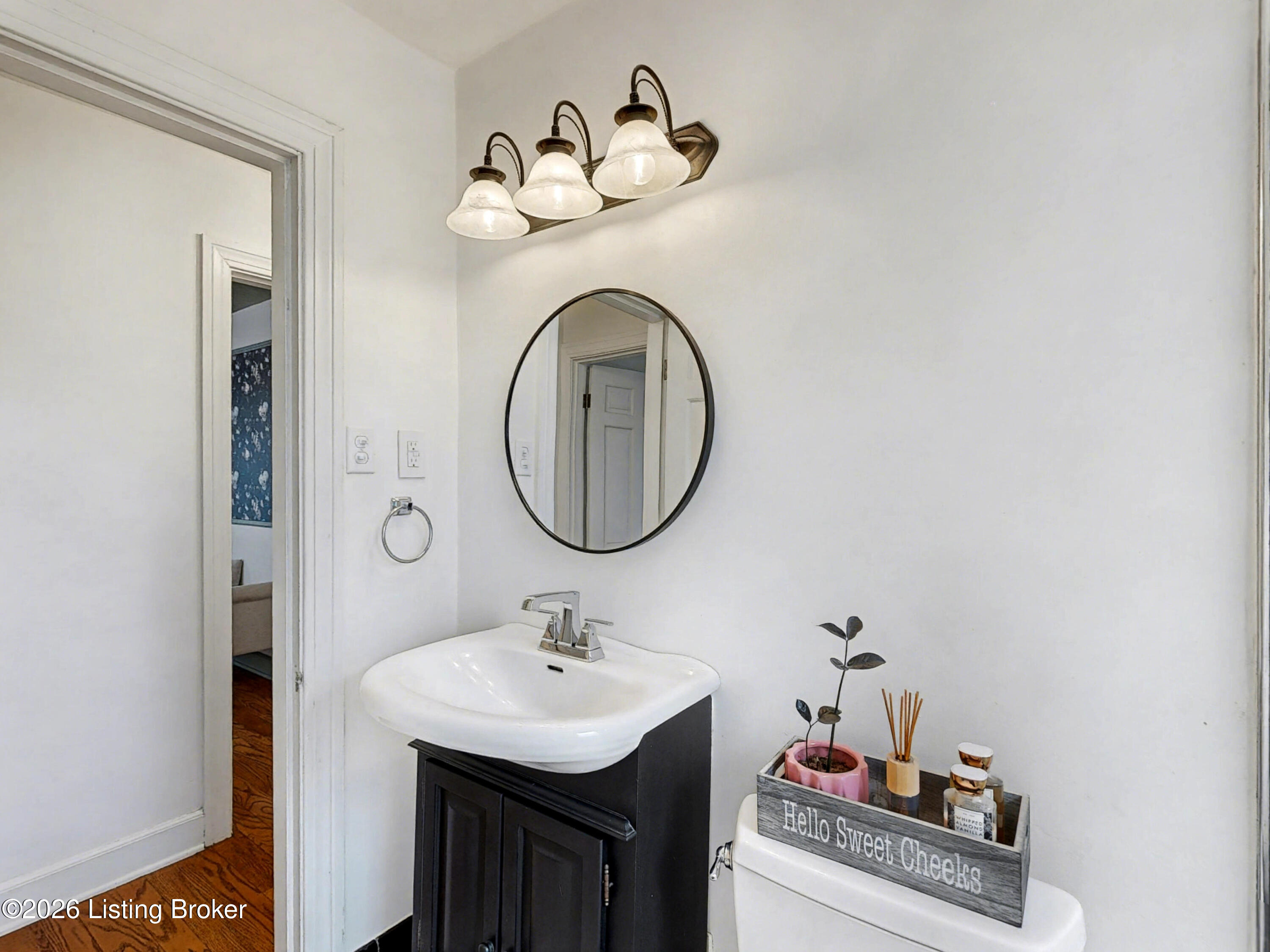 3132 Bobolink Road Louisville, KY 40213 - Photo 15 of 24 Guest bath