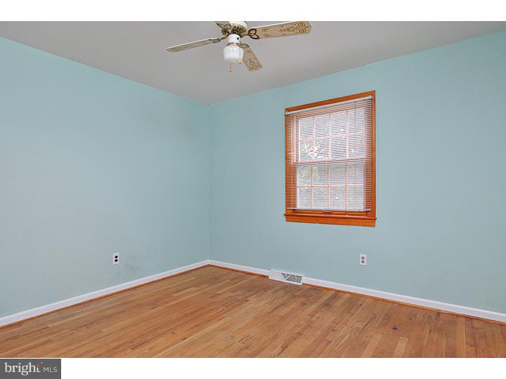 342 Heritage Road Sewell, NJ 08080 - Photo 15 of 20 Bedroom 3