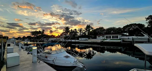 $1,750 | 2000 Northeast 135th Street, Unit 605, North Miami, FL 33181