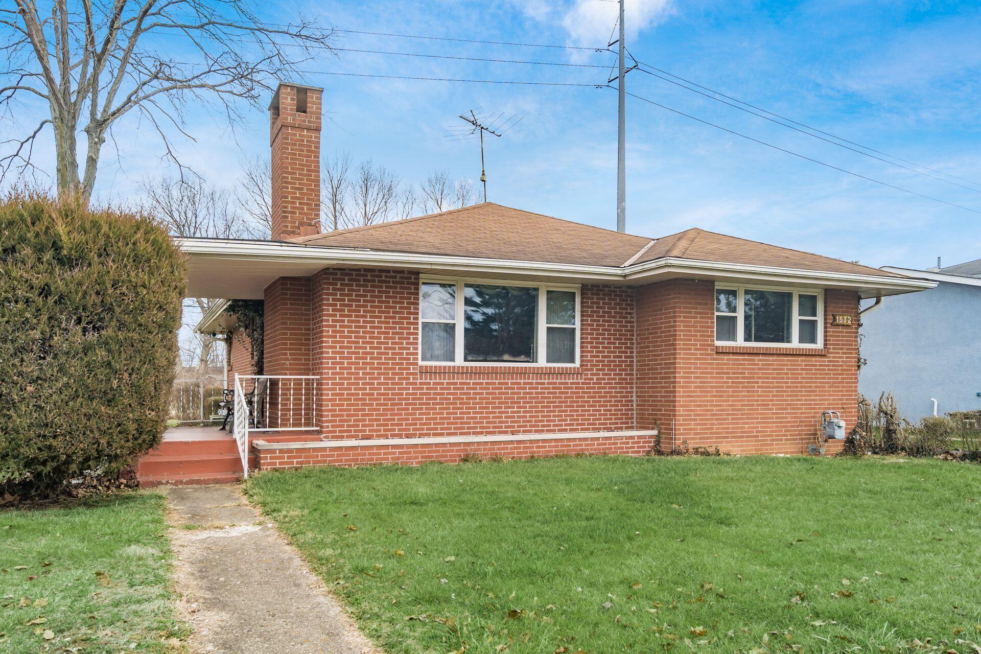 1572 Bostwick Road Columbus, OH 43227 - Photo 1 of 37 Charming Design