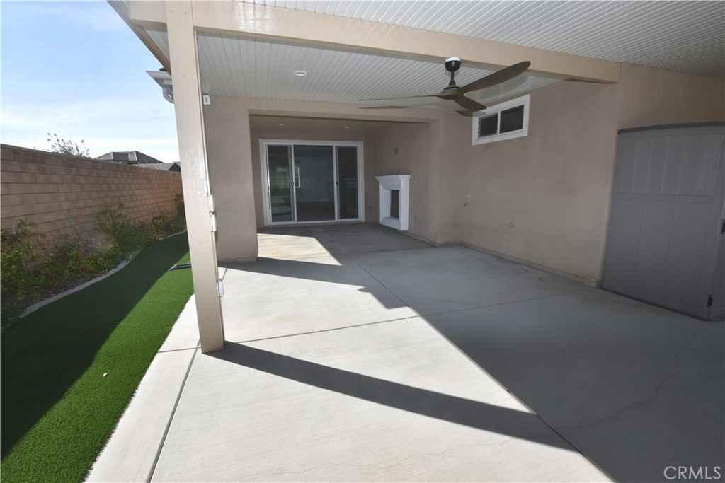 39824 Ninebark Court Temecula, CA 92591 - Photo 29 of 32 a view of a balcony with pathway