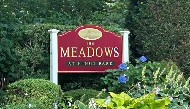 $650,000 | 11 Indian Trace, Kings Park, NY 11754