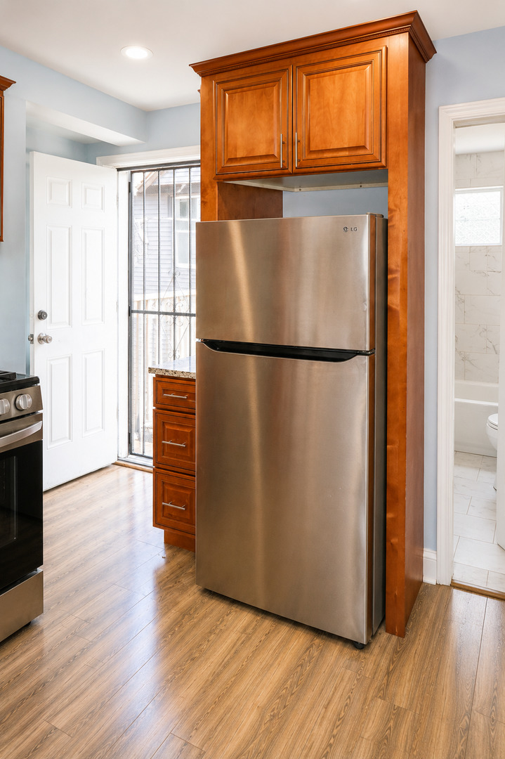 5705 South May Street Chicago, IL 60621 - Photo 3 of 18