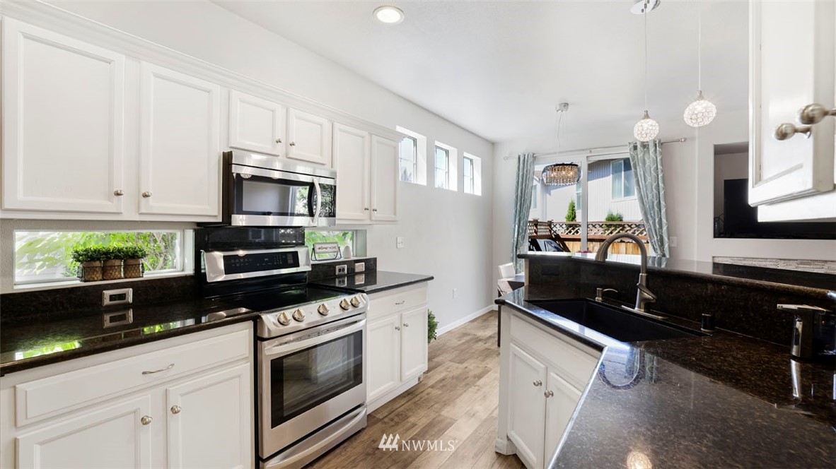 3030 Southeast 12th Street, Unit 1076 Renton, WA 98058 - Photo 12 of 36 Gallery Image 12