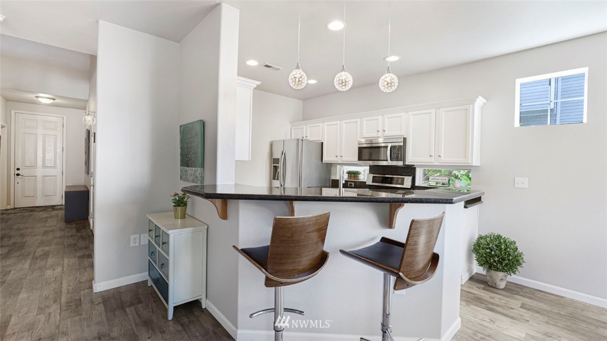 3030 Southeast 12th Street, Unit 1076 Renton, WA 98058 - Photo 9 of 36 Gallery Image 9