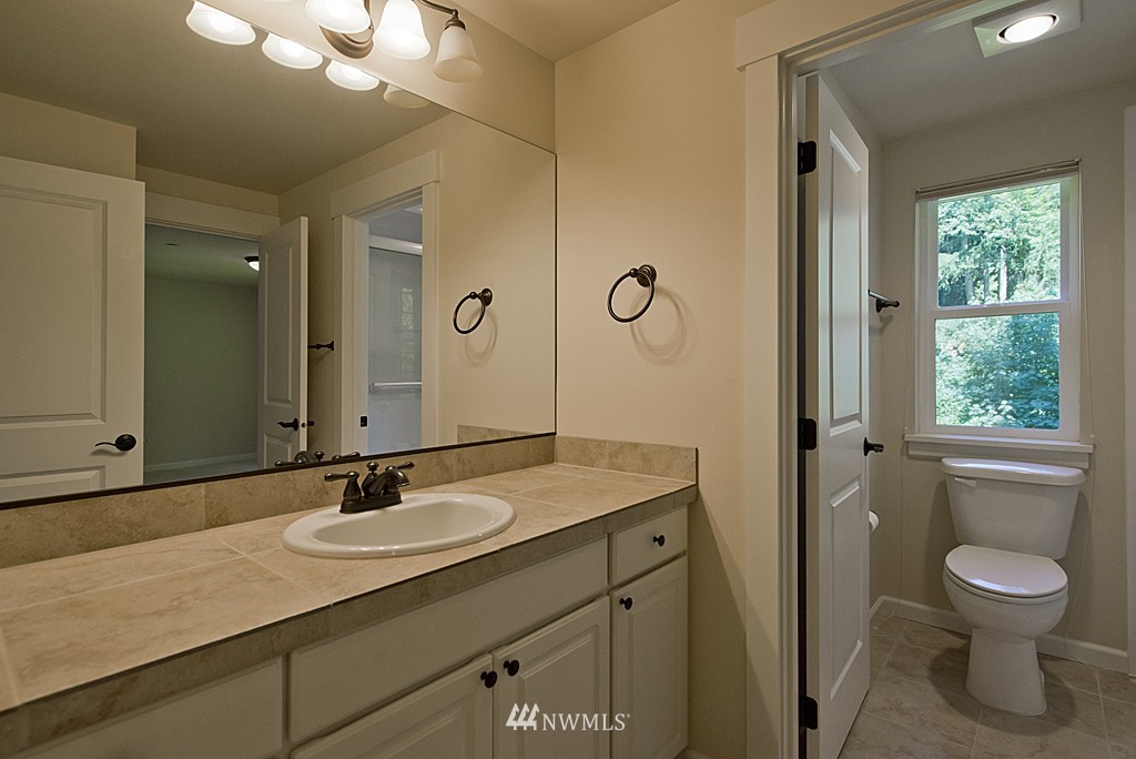 3436 Northeast 17th Place Renton, WA 98056 - Photo 13 of 16