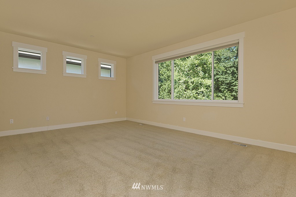 3436 Northeast 17th Place Renton, WA 98056 - Photo 8 of 16