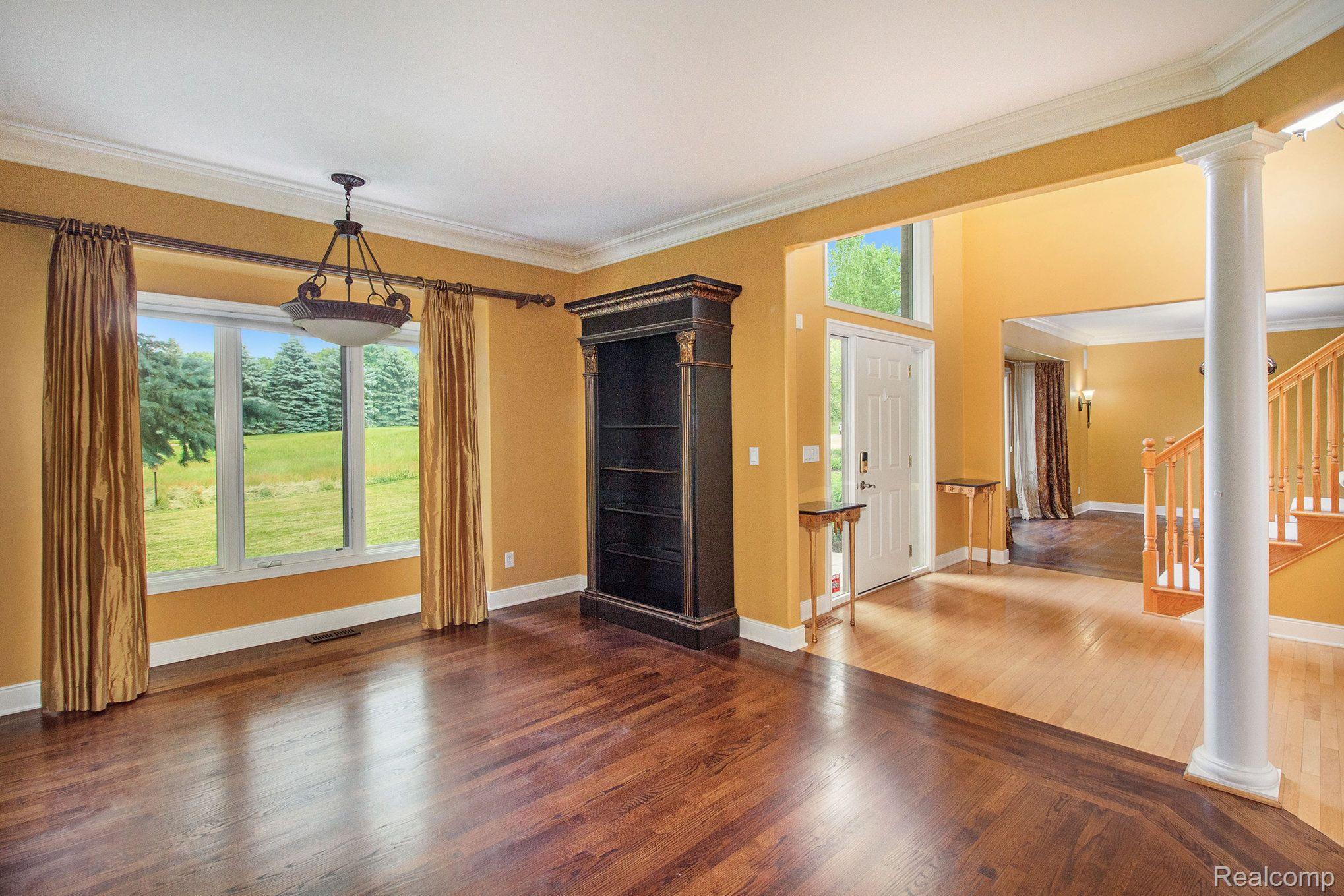 9371 Lee Jones Road Fenton, MI 48430 - Photo 13 of 64 Gallery Image 13