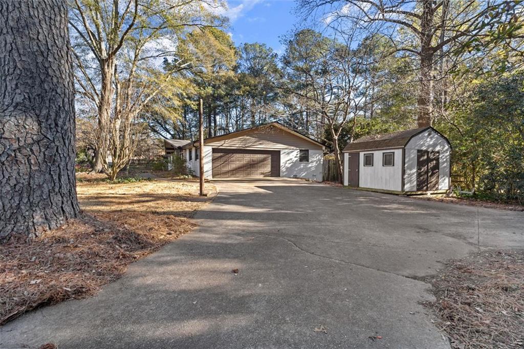 2678 Hummingbird Drive Duluth, GA 30096 - Photo 6 of 47