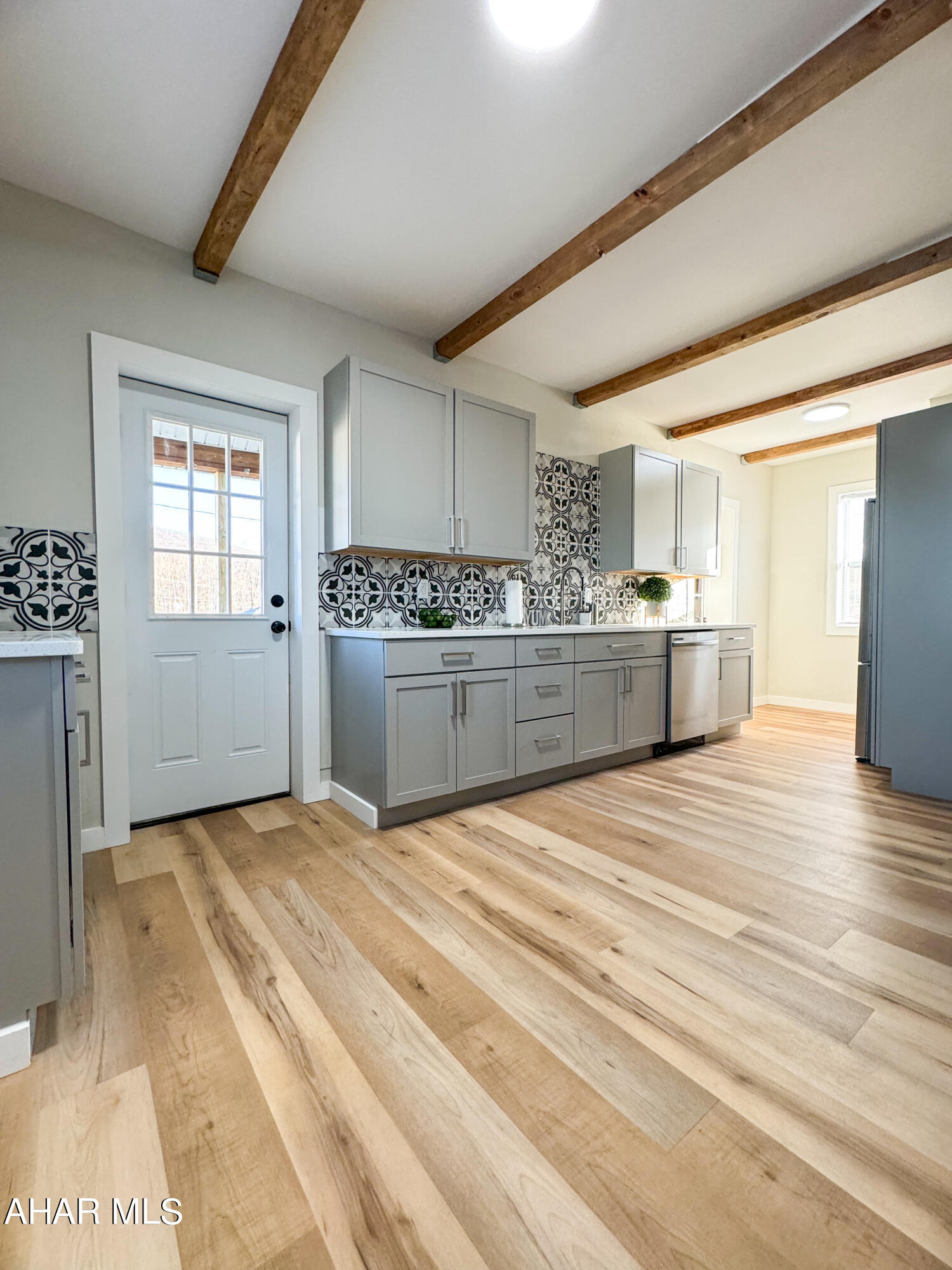 2054 Riddle Avenue Tyrone, PA 16686 - Photo 8 of 26