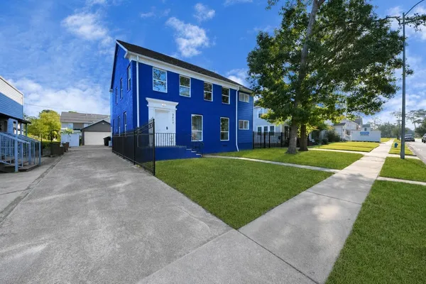 $7,500 | 3217 Binz Street, Houston, TX 77004