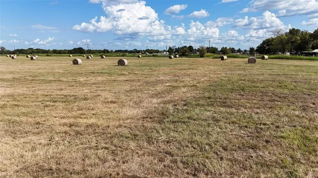 a view of a with a big yard