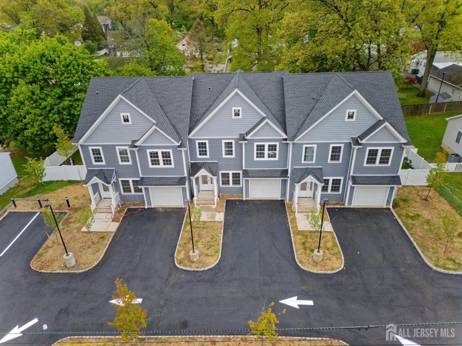 8 Travers Avenue, Unit 1 Edison, NJ 08817 - Photo 1 of 19
