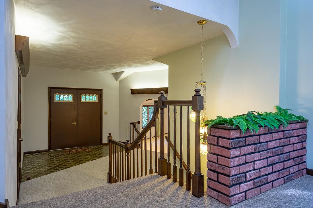 1246 Ridge Road Columbus Junction, IA 52738 - Photo 6 of 23 Gallery Image 6