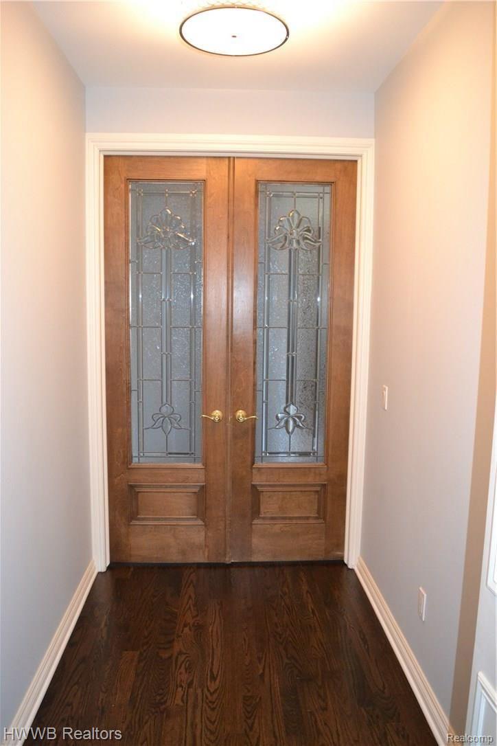 4742 Goodison Pl Drive Rochester, MI 48306 - Photo 16 of 50 16 - Master Bedroom Entrance.JPG
