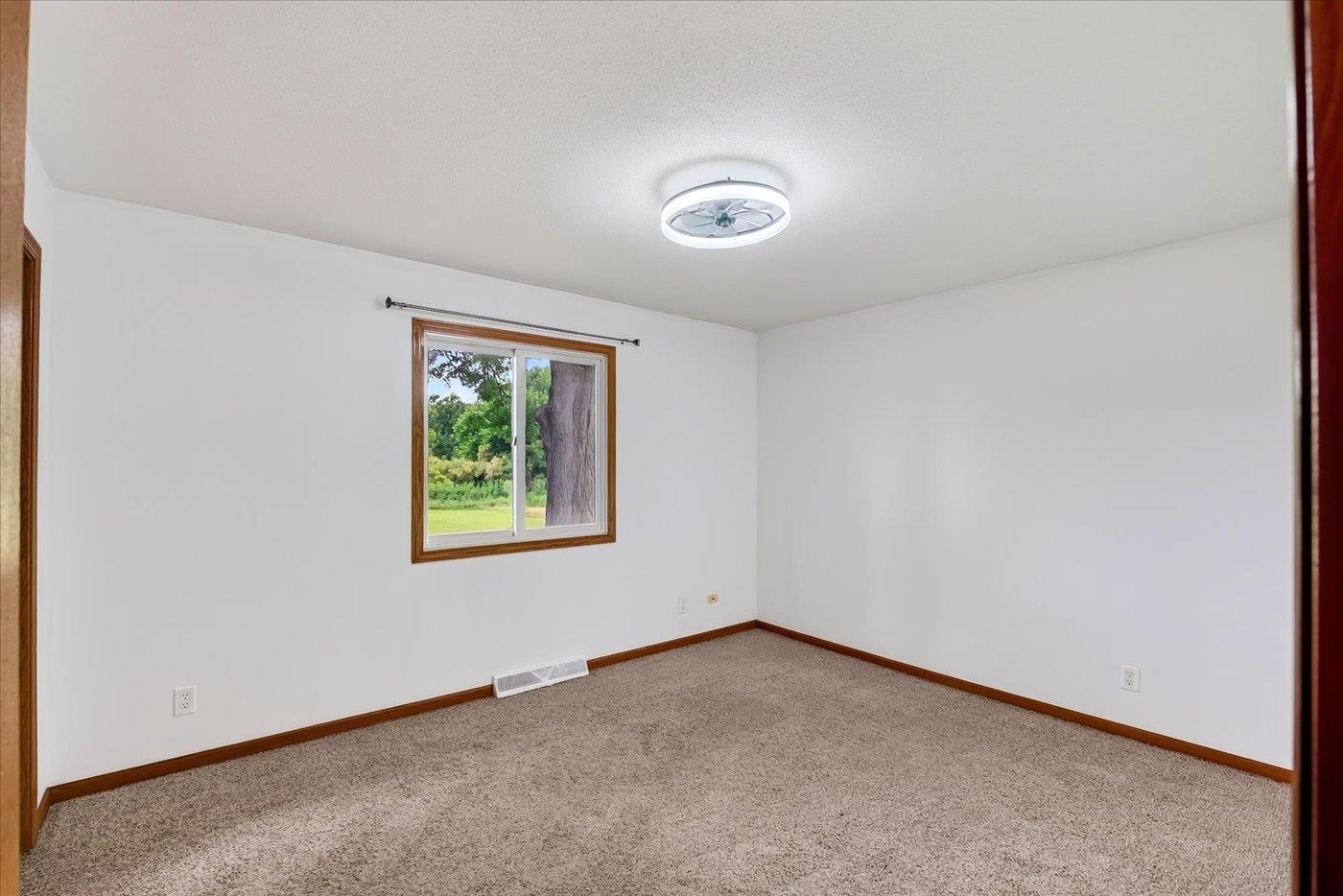 6683 Charlie Grimm Road Windsor, WI 53598 - Photo 15 of 32 Gallery Image 15