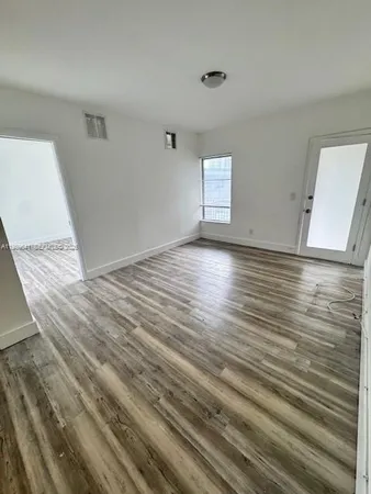 $2,200 | 7925 West Drive, Unit 16, North Bay Village, FL 33141