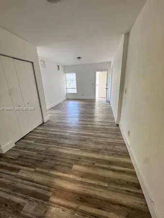 $2,200 | 7925 West Drive, Unit 16, North Bay Village, FL 33141