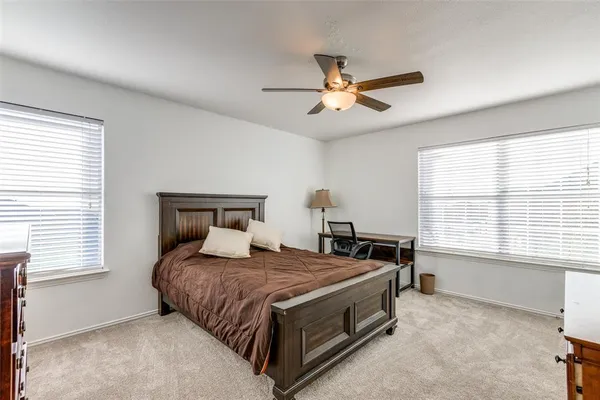 $3,300 | 1427 Hanover Lane, Van Alstyne, TX 75495