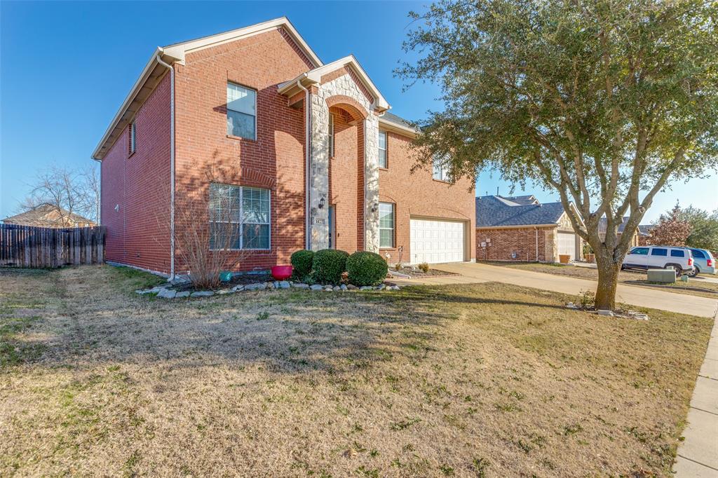 1427 Hanover Lane Van Alstyne, TX 75495 - Photo 2 of 25