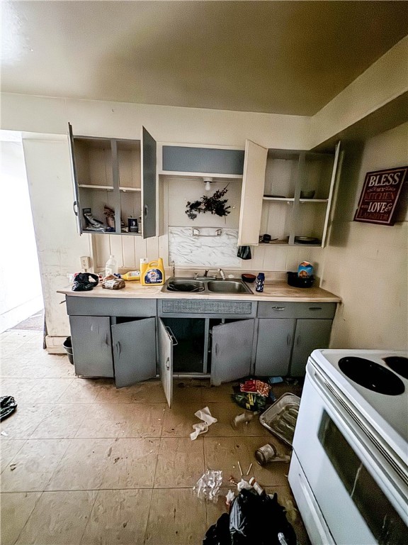 381 Grand Avenue Rochester, NY 14609 - Photo 14 of 16