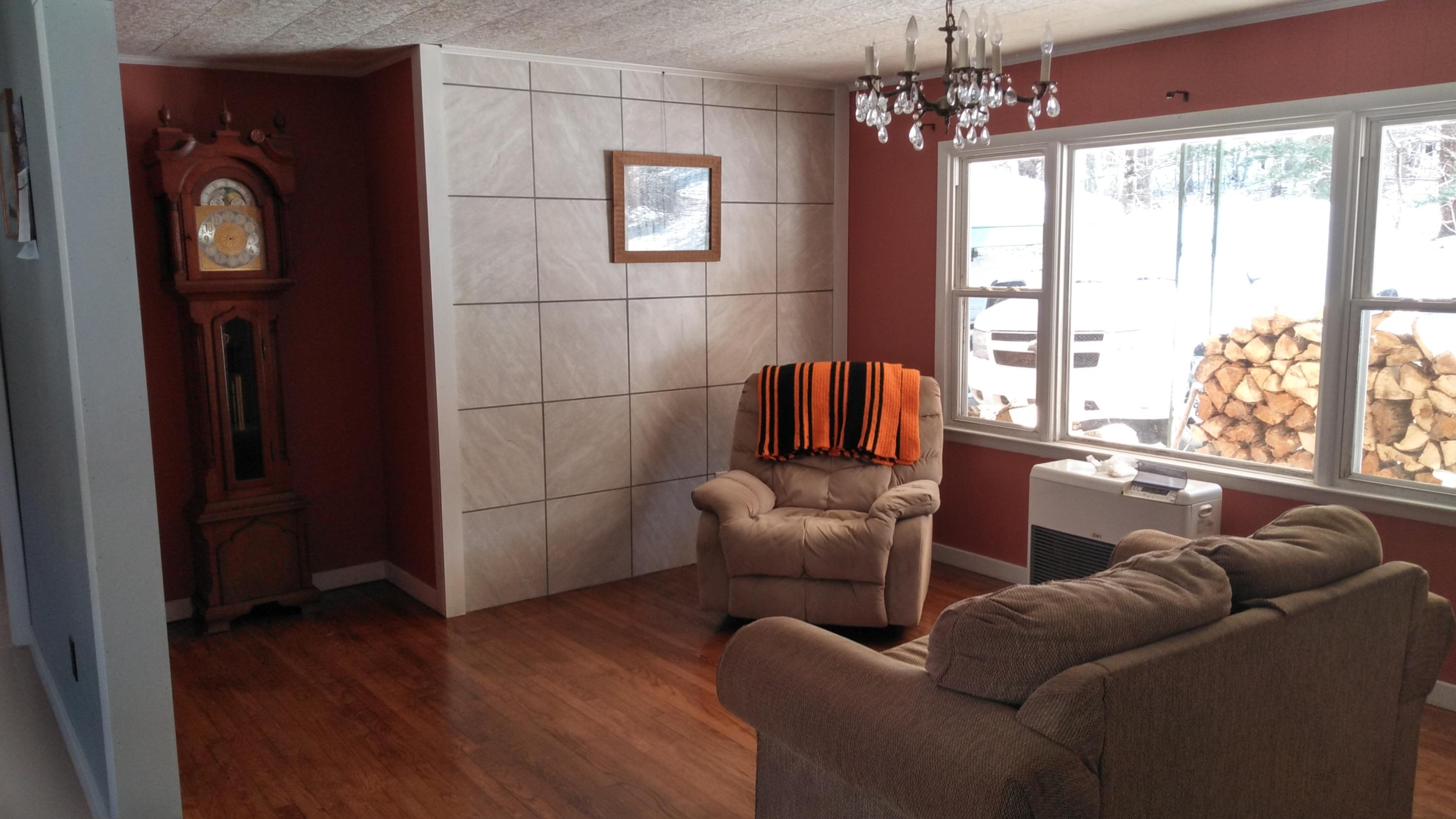 106 Glen English Road Erwin, TN 37650 - Photo 12 of 23 Living Room