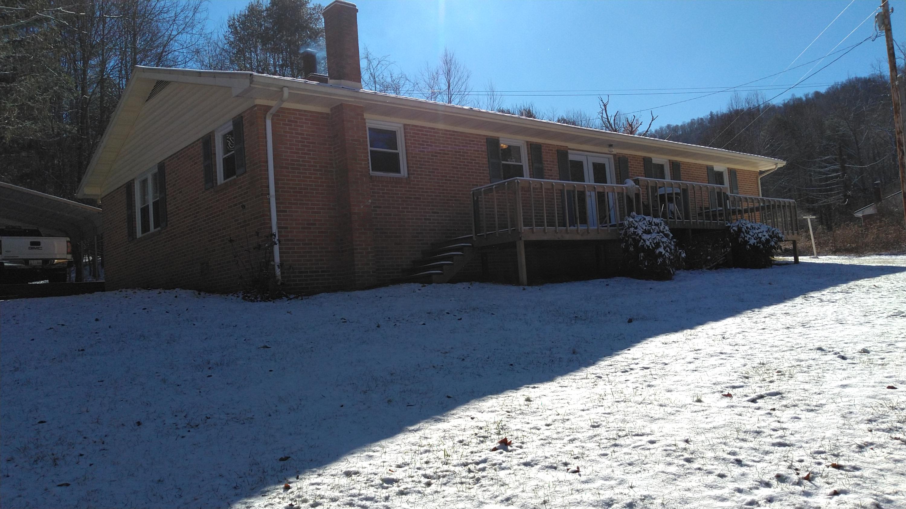 106 Glen English Road Erwin, TN 37650 - Photo 4 of 23 4