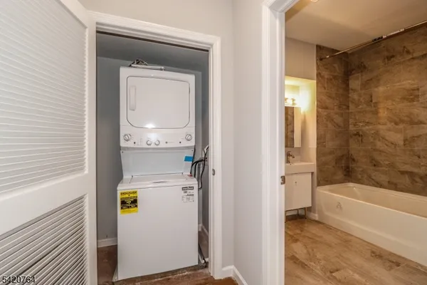 $2,500 | 33 2nd Street, Raritan, NJ 08869
