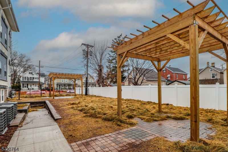 33 2nd Street, Unit 11 Raritan, NJ 08869 - Photo 7 of 7 a view of a backyard of the house