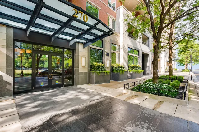 $2,199,000 | 270 East Pearson Street, Unit 1402, Chicago, IL 60611