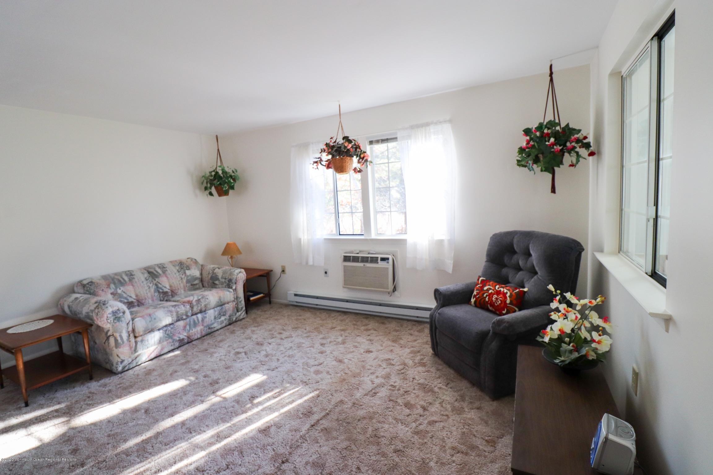 20C Alpine Road, Unit C Whiting, NJ 08759 - Photo 5 of 18 D2958455-FF31-4E5D-8A38-CAD6DEC757A5