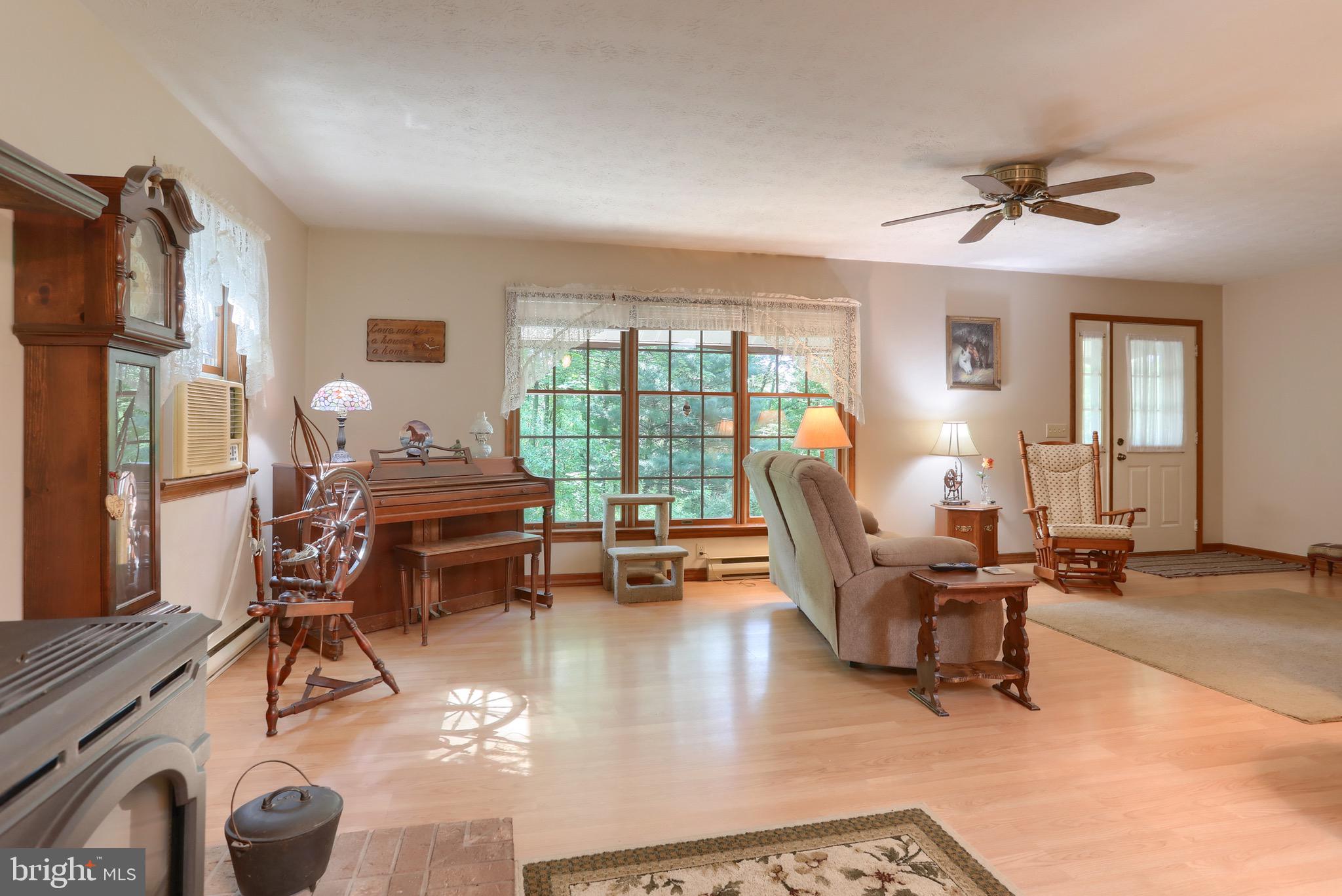 337 Sunnyside Road Newmanstown, PA 17073 - Photo 10 of 53 Gallery Image 10