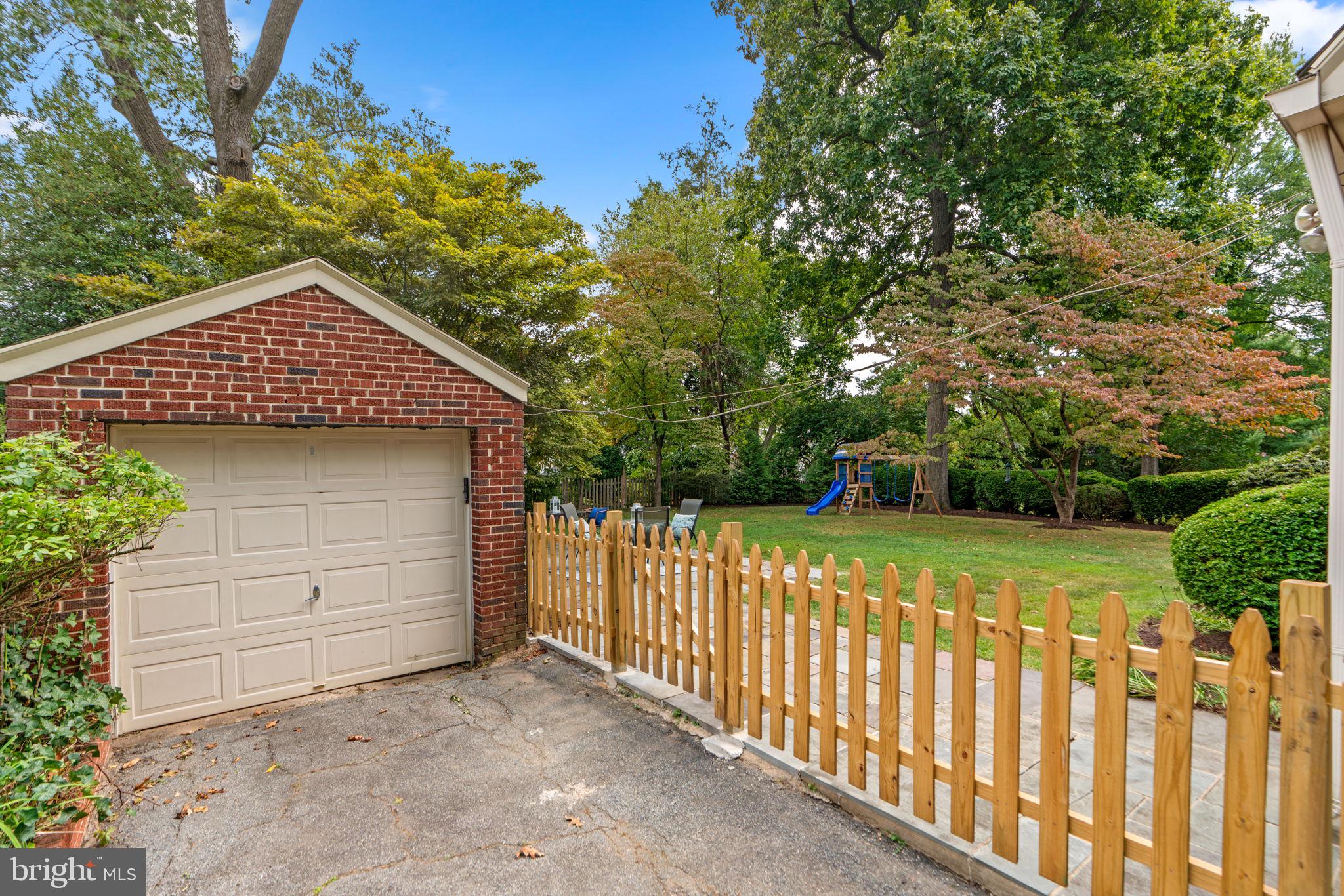 10213 Ridgemoor Drive Silver Spring, MD 20901 - Photo 37 of 43