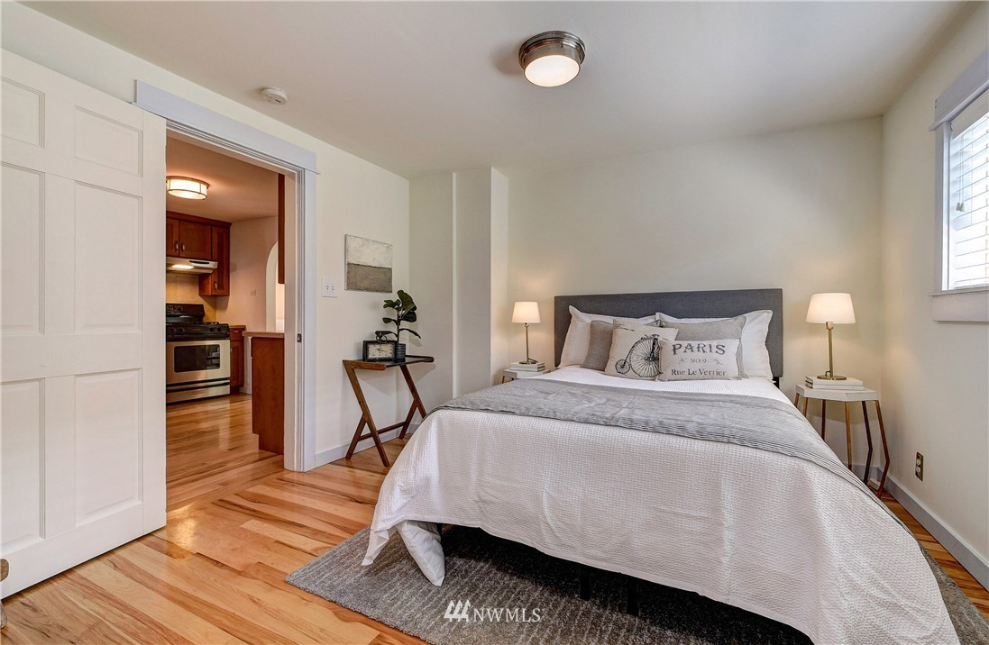 339 Wells Avenue North Renton, WA 98057 - Photo 11 of 26 Gallery Image 11