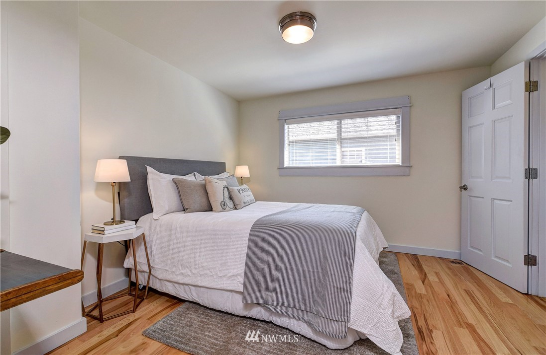 339 Wells Avenue North Renton, WA 98057 - Photo 12 of 26 Gallery Image 12